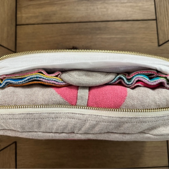 Pink Lemonade Travel Blanket, Eye Mask & Case New, Never Used - Picture 2 of 2